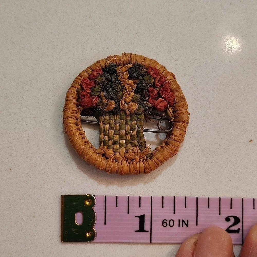 Woven growing tree brooch multicolor